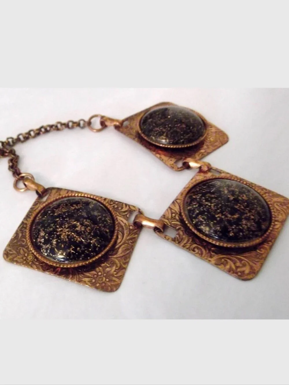 Vintage 50s 60s copper pannel confetti gold stone lucite bib Collar necklace
